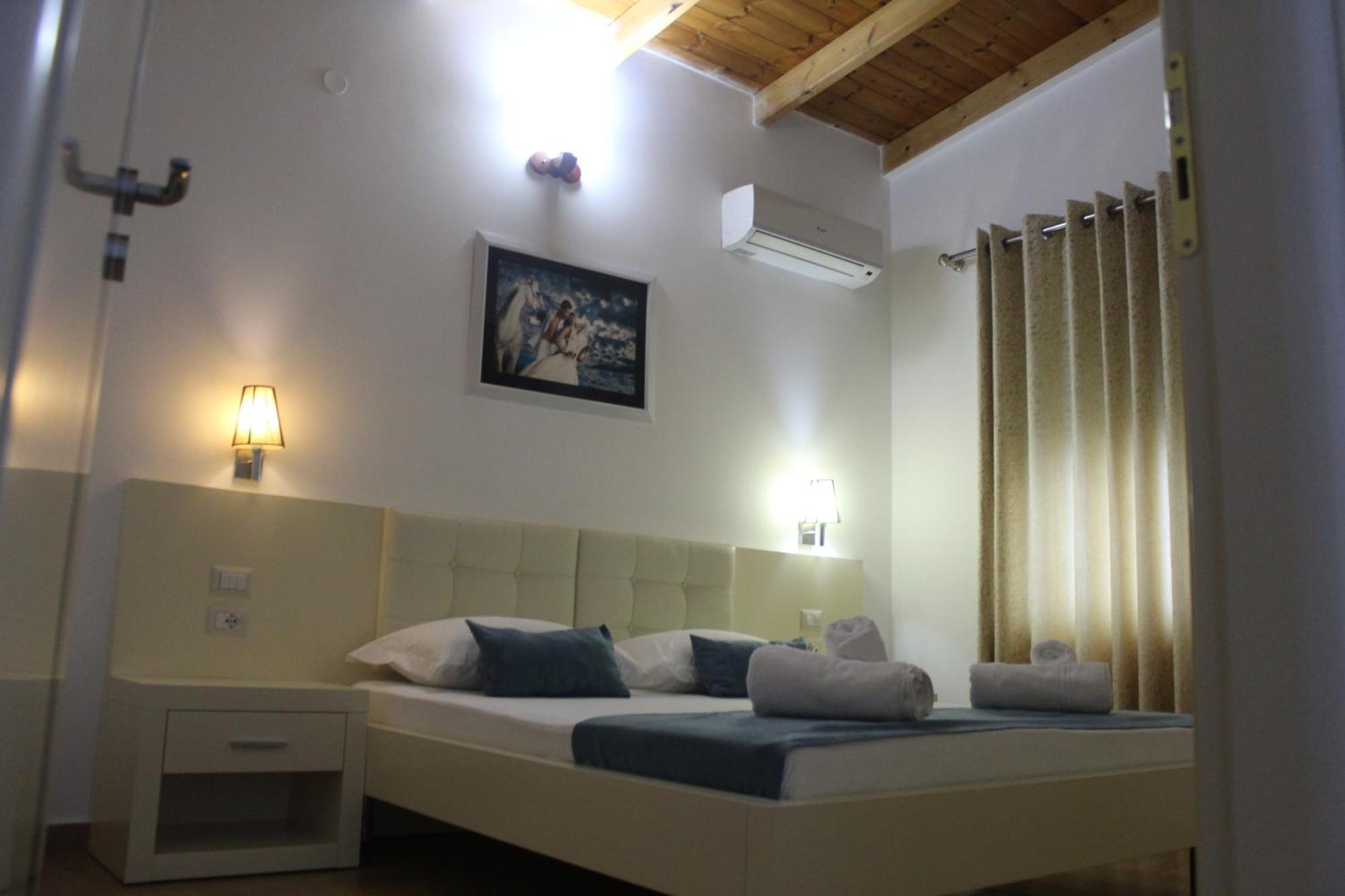 Agel Sarandë